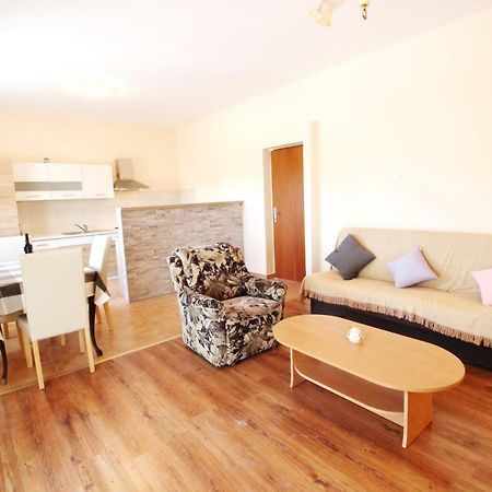 Apartment Sime Нин Экстерьер фото