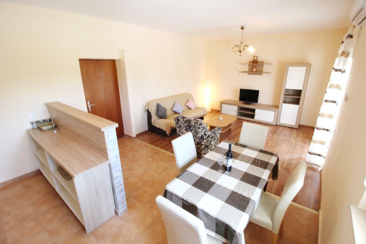 Apartment Sime Нин Экстерьер фото