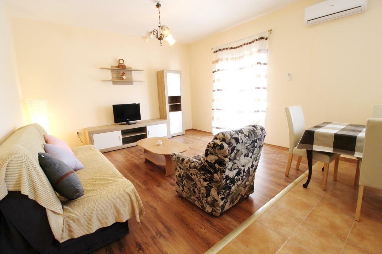 Apartment Sime Нин Экстерьер фото